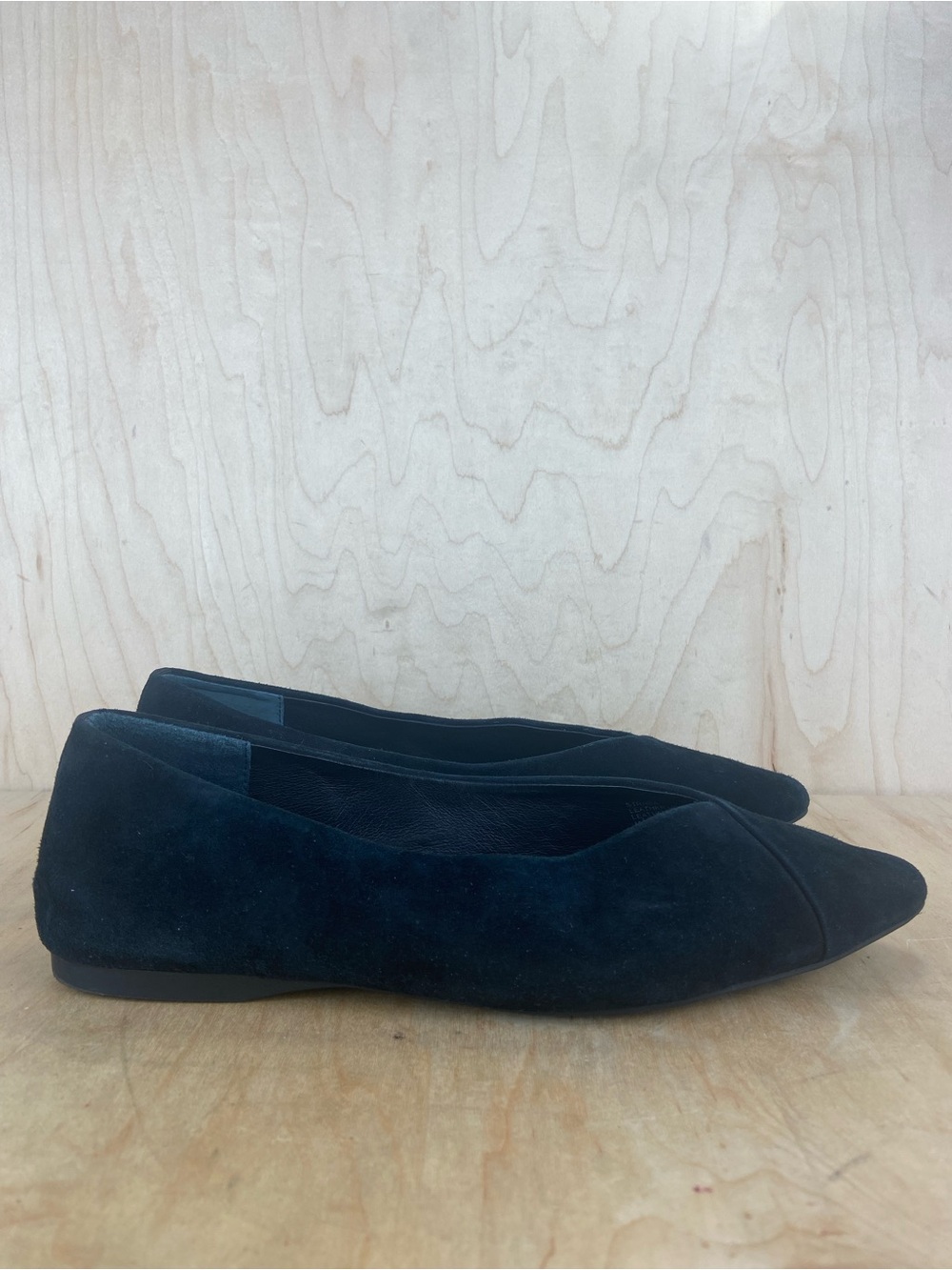 Birdies Goldfinch Black Suede Pointed Toe Flats Women’s Size 7.5